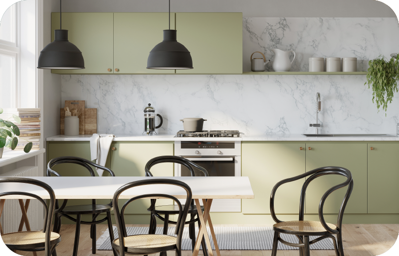 Kleine klassische Küchenzeile in hell grün mit Marmor-Arbeitsplatte